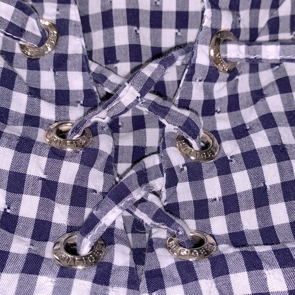 ✨2/$20✨ Classic TOMMY HILFIGER | Navy Gingham tie front top - Picture 3 of 10